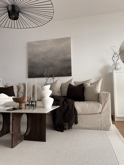Beige Delight – handmålad originalkonst av Elin Palmgren i ett japandi-inrett vardagsrum, LUGN Interiör Linköping