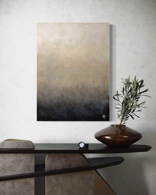 Dagg av Elin Palmgren – abstrakt tavla i grå, svart och beige i minimalistiskt matrum