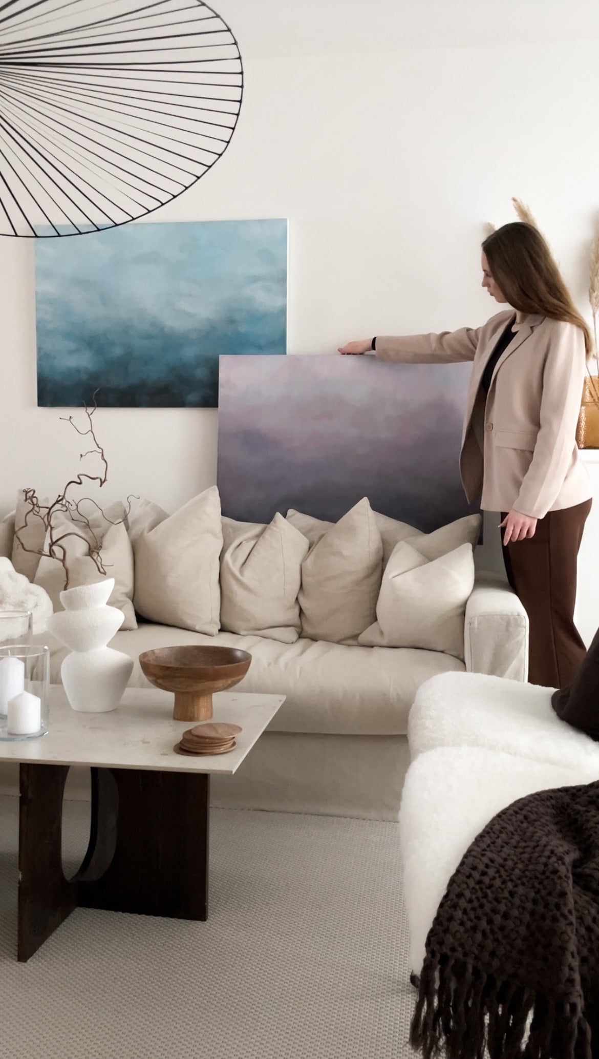 Lavender av Elin Palmgren – lugn inredning med abstrakt konst i lila och rosa