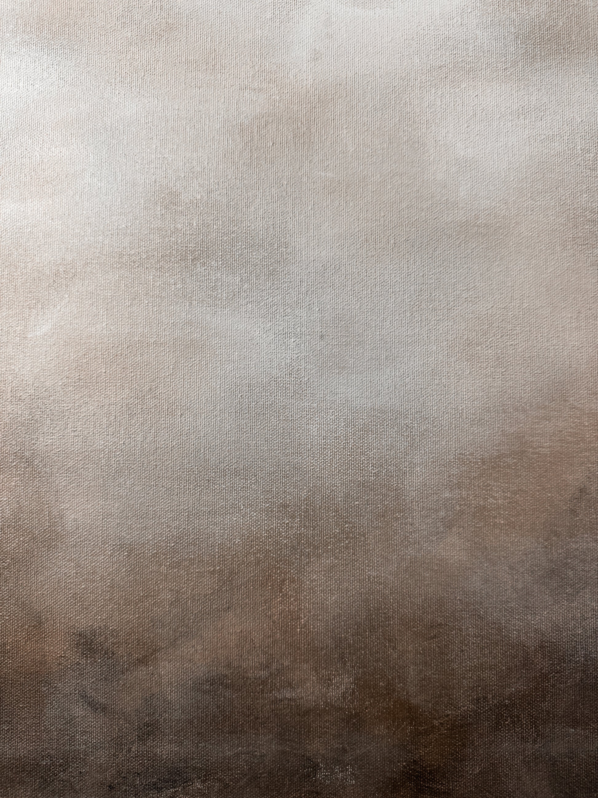 Närbild av abstrakt tavla Louisa – handmålad teknik i brun, beige och vit av Elin Palmgren