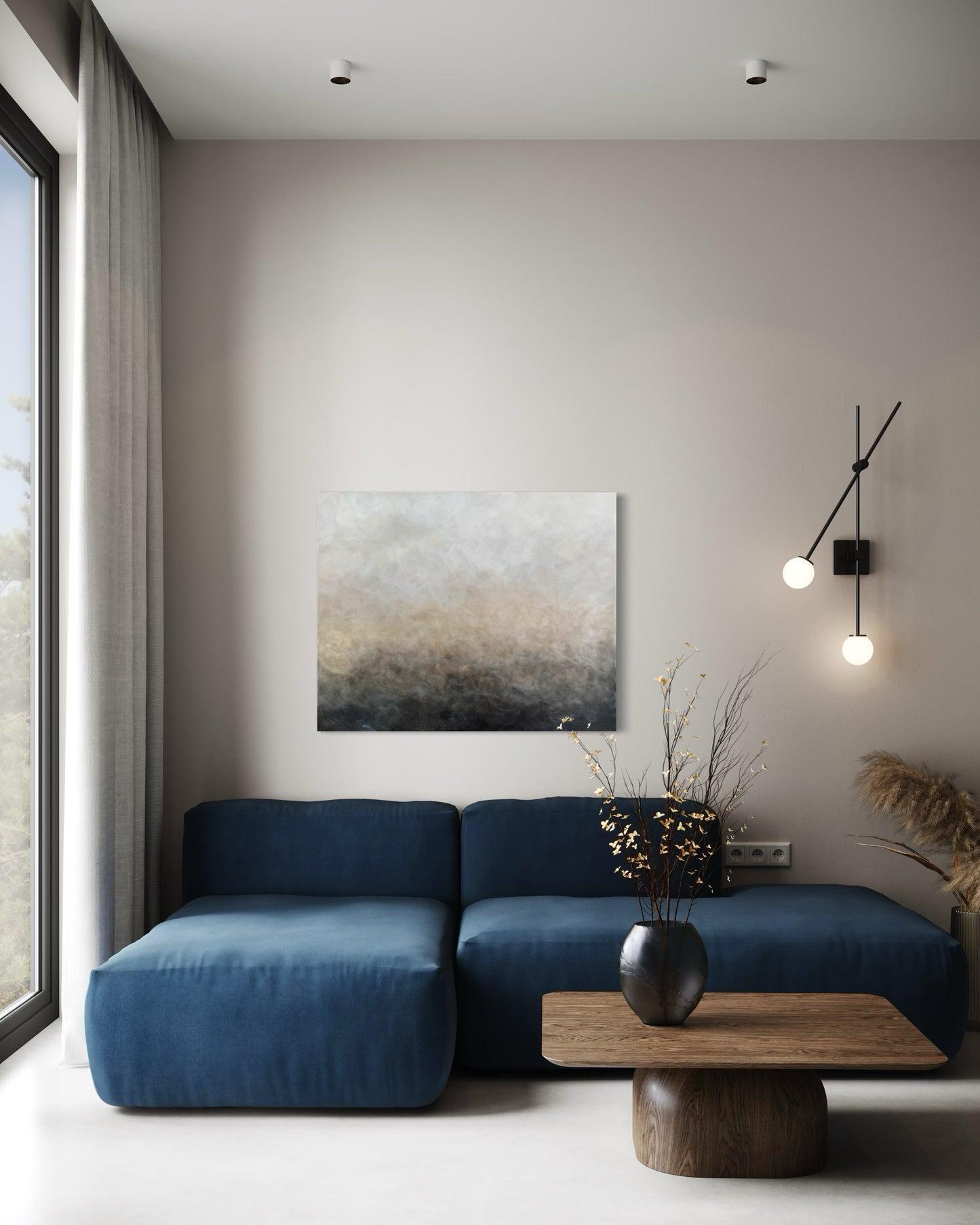 Skiffer - En stor tavla med skiftningar i vit, beige, grå och svart i ett minimalistiskt vardagsrum - Lugn Interiör, Elin Palmgren