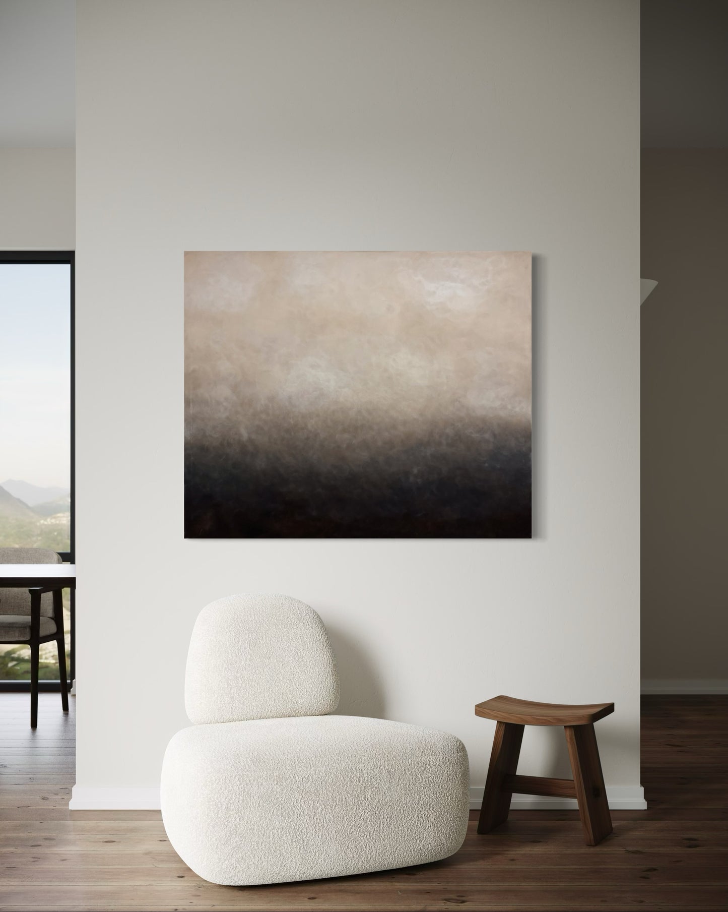 Skymning 100x120 cm av Elin Palmgren hängd på vit vägg bakom fåtölj och pall i japandistil – LUGN Interiör