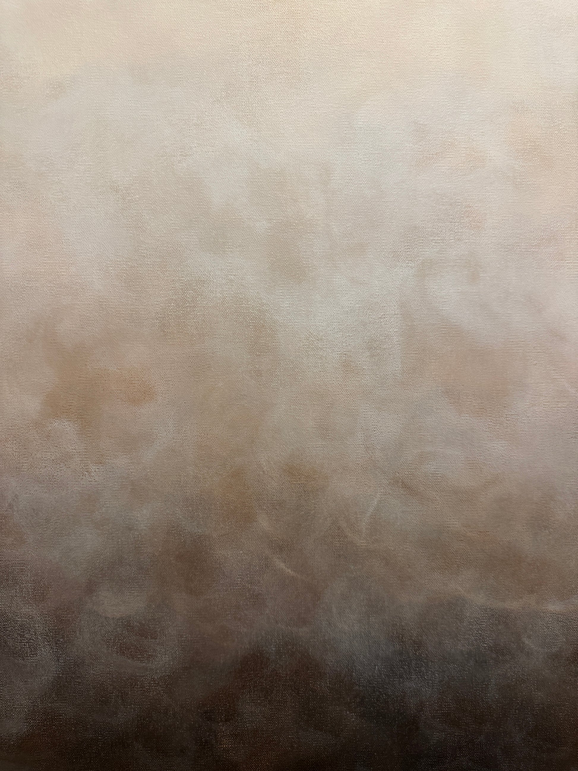 Närbild av abstrakt tavla Stillhet – handmålad teknik i grå, beige och brun av Elin Palmgren, Linköping