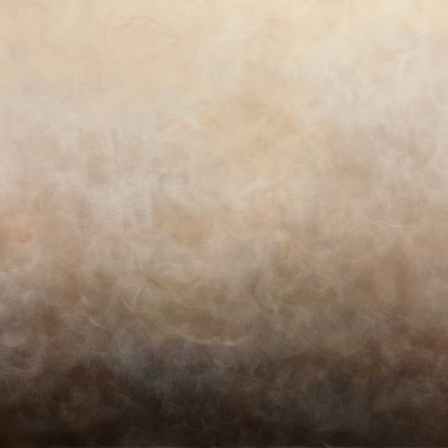 Närbild på tavlan Stillhet med skiftningar i beige och brunt, abstrakt konst av Elin Palmgren