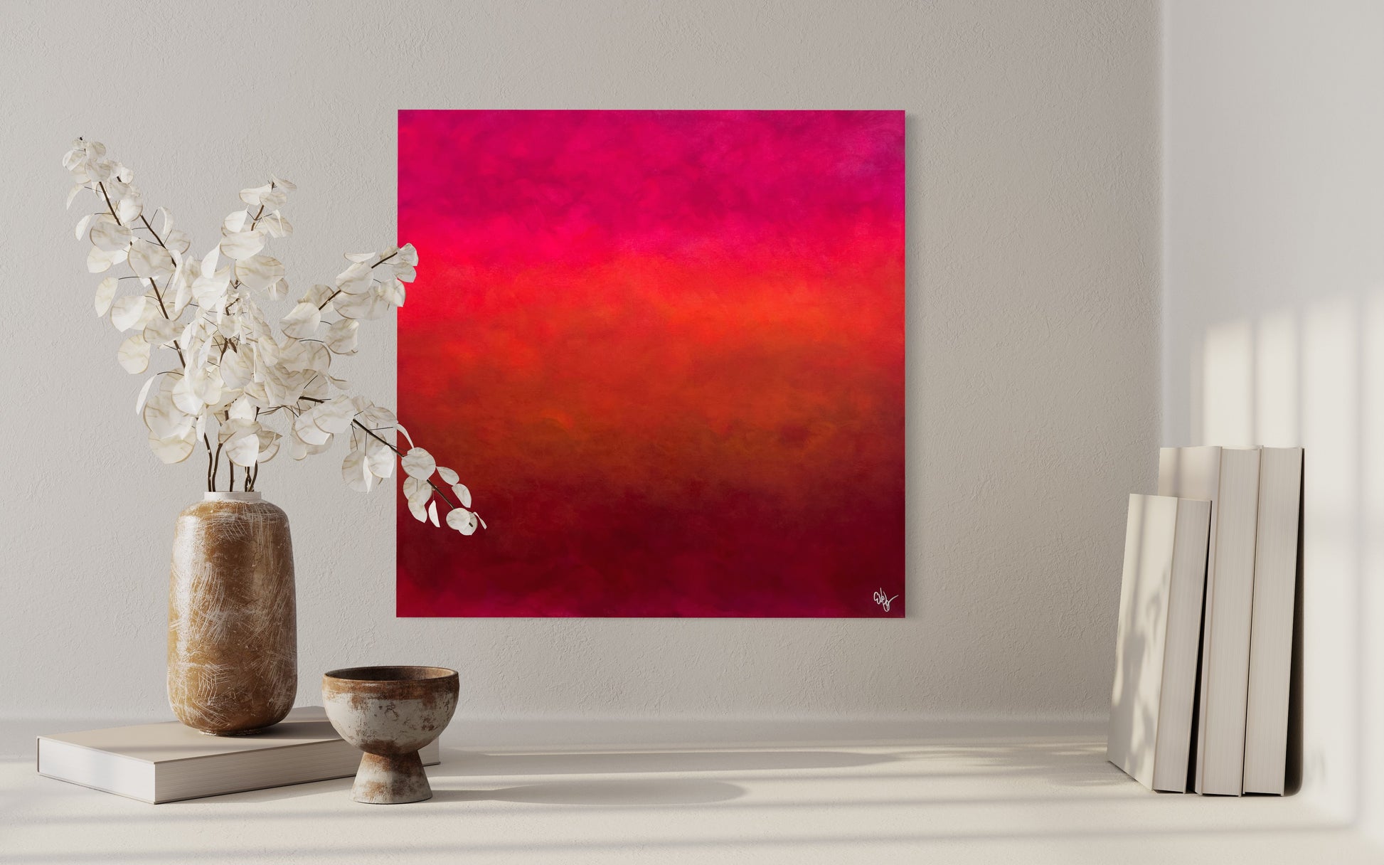 Sunset av Elin Palmgren – abstrakt tavla i orange, röd och rosa som hänger på vit vägg i minimalistiskt rum