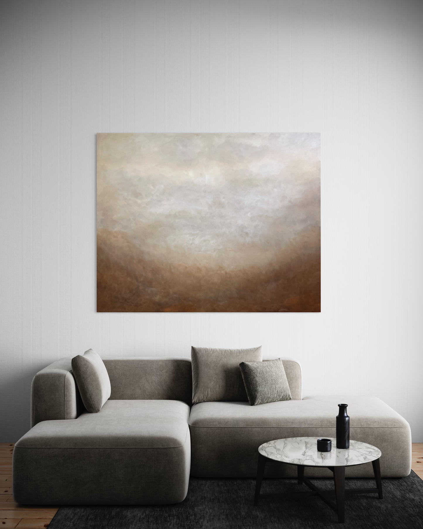 Terrahaze av Elin Palmgren – lugn inredning med abstrakt konst i brun, terrakotta och beige ovanför soffa