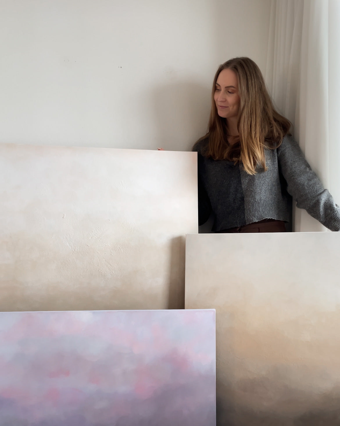 Textured Beige av Elin Palmgren – lugn inredning med abstrakt konst i beige