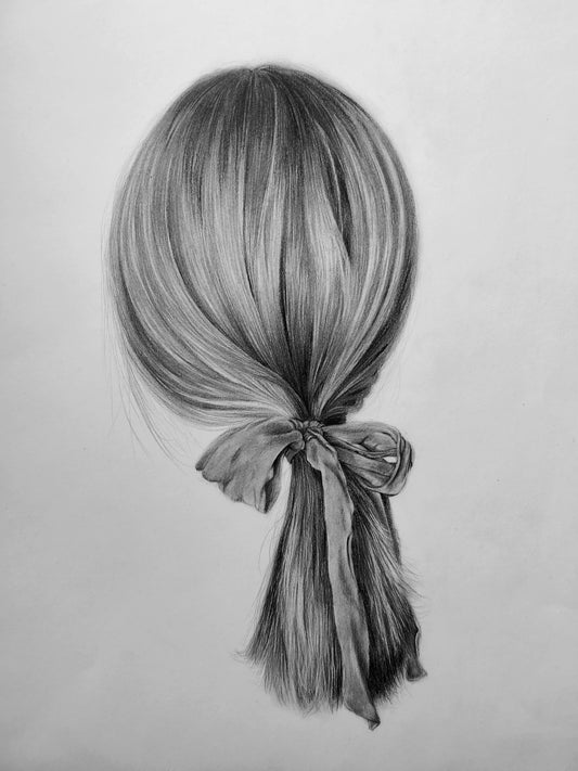 Figurativ blyertsteckning Hair Study av Elin Palmgren – hårstudie med band, handgjord konst A3